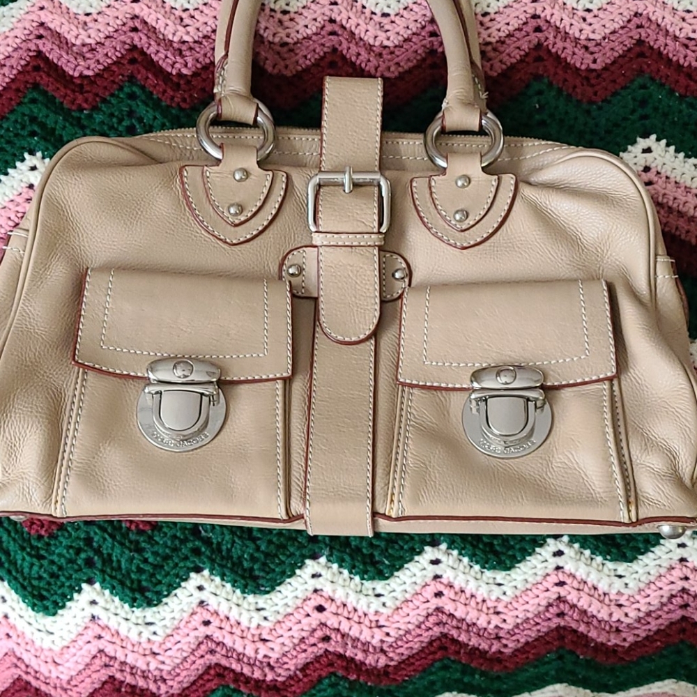 Tan handbag-all season!
